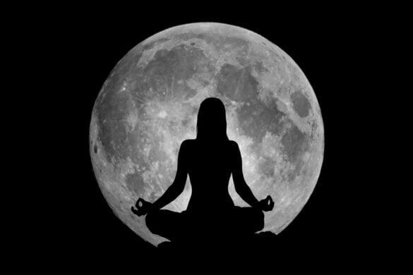 FatimaMoonlight.com Logo