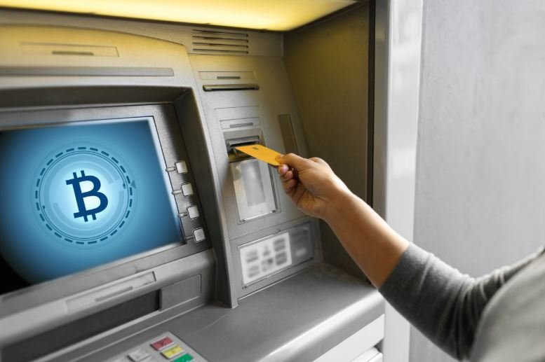 شراء البيتكوين عبر أجهزة الصراف الآلي (Bitcoin ATMs)